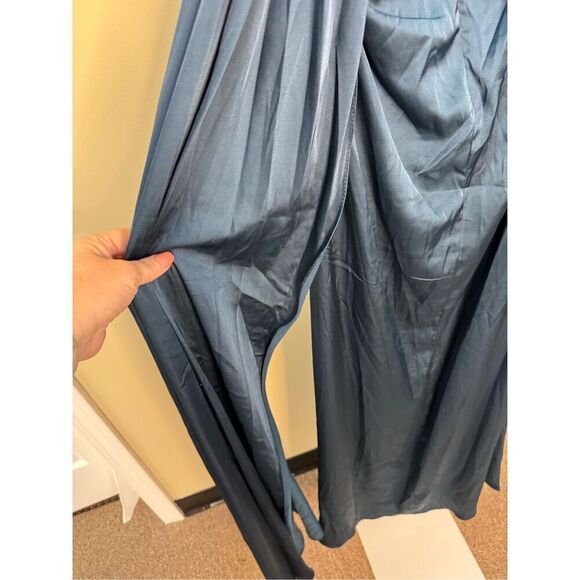 Mac Duggal NWT Open Back High Neck Side Ruched Gown in Ocean Size 6 - Picture 10 of 10